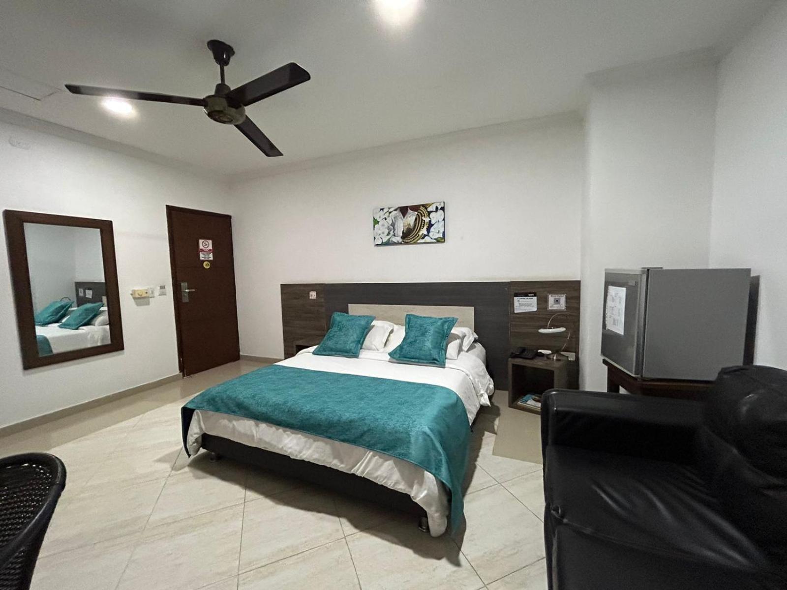 Hotel La Casa 1 Montería 외부 사진